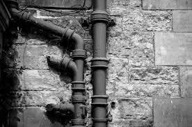 How to Stop Calcium Build-Up In Pipes
